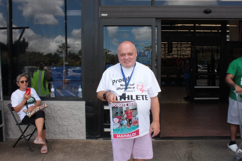 Volunteer Law Enforcement Go Above and Beyond forSpecial Olympics Hawaii’s Badges and Buckets Fundraiser