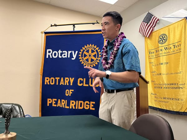 Mahalo Senator Brandon Elefante for speaking at the Rotary Club of Pearlridge lunch meeting!