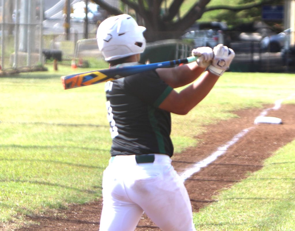 Aiea rallies to beat Pearl City 9-8 in OIA West regular season opener